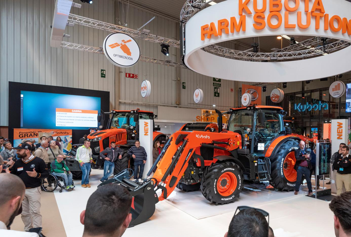 Kubota toob turule M6002 traktorid