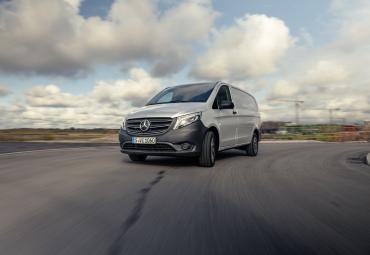 Mercedes-Benz Vito tähistab 25. sünnipäeva uuendustega