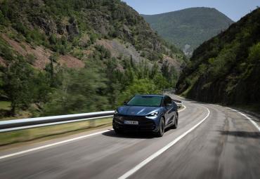 CUPRA Tavascan:  elektrit Hispaania päikese alt